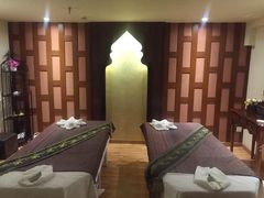 -莲泰式·中式·沐足·精油SPA采耳(天河店)