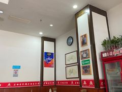 大堂-老白家面馆(测绘东路总店)