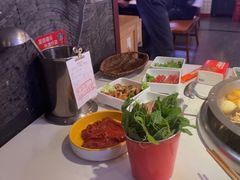 -李姑婆鲜切牛肉火锅自助(凤城二路店)