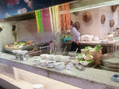 自助取餐区-厦门宝龙铂尔曼大酒店·海鲜自助餐厅