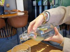 -一坐一忘云南菜(嘉里中心店)