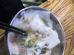 -白露塘杀猪粉(药王街店)