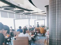 -宝利来国际大酒店-凤凰阁旋转餐厅