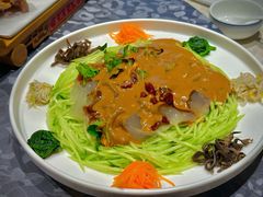 手工自制拉皮-奉天掌柜·非遗猪手·笨饺子(崇山路店)