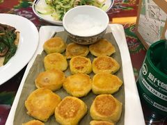 -闯关东东北农家菜(崂山石老人店)