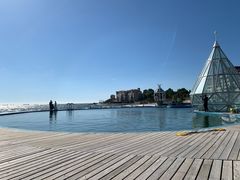 -北戴河碧螺塔海上酒吧公园