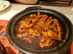 猪蹄凤爪煲-恭喜上堓砂锅焗·海鲜大排档(闵行龙湖店)