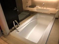 -扬州东关街文昌阁桔子水晶酒店