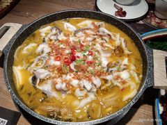 -山城外·非遗酸菜鱼(蜀都万达店)