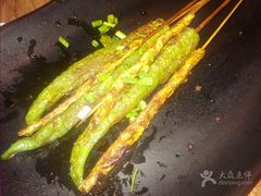 -陈员外正宗夹江烧烤(广福路店)