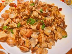 五花肉炒蛤蜊-即墨老公社·海肠捞饭大王(古城店)