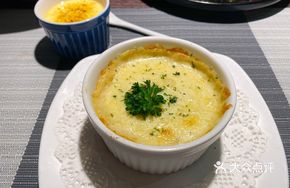 Warm Flower Cheese Baked Mashed Potatoes