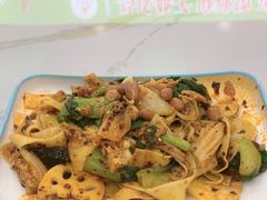 -吴忠马氏燕子麻辣烫凉皮(居安巷店)