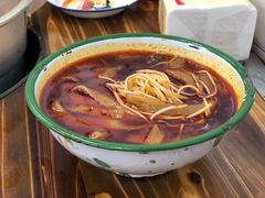 -咏勝锑锅麻辣烫(净居寺路总店)