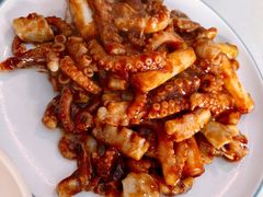 葱烧八爪鱼-小郭私房菜·海肠捞饭店(学士街店)