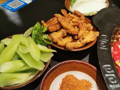-老酉火锅(阳明古镇店)