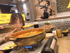 -毛肚向右·川渝毛肚王(经开永旺店)