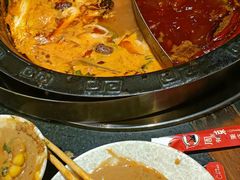 -周周有辣火锅馆(玖耀里店)