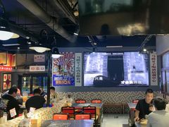 -马路牙子烧烤音乐酒馆(望京店)