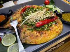 -云海肴·汽锅鸡·云南菜(天山百盛优客店)