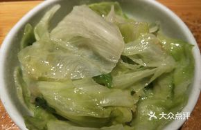 Crisp Lettuce Salad