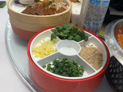 -香山湖家家宴(中山陵店)