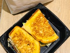 -The Habit Burger Grill 哈比特汉堡(爱琴海店)