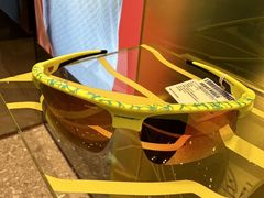 -LensCrafters亮视点·OAKLEY精选(静安嘉里中心店)