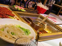 -雾都渣渣火锅(南城智汇城店)
