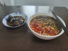 辣肉面-小桃园餐厅