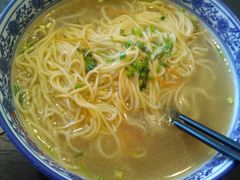 -东大桥小国抻面烧烤(长通路店)