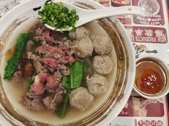 鲜烫牛肉牛丸粿条-一肴·牛肉粿条(罗湖万象店)