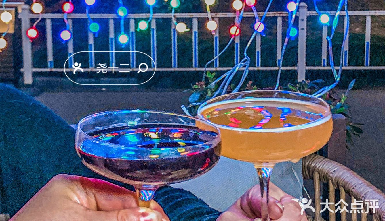 我大杭州‼️终于有了‼️能烧烤能喝酒还能K歌的8023‼️