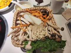 -黑鸡小馆(金源店)