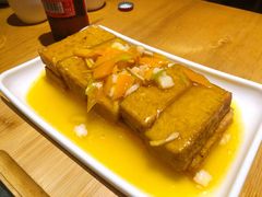 秘制鸡汁豆腐-隔壁老王·家常云南菜(花巷店)