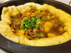 海鲜公鸡烀饼锅-咱屯子铁锅炖直营店(南湖大路店)