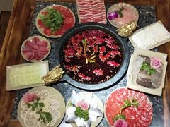 -成渝龙火锅(都江堰店)