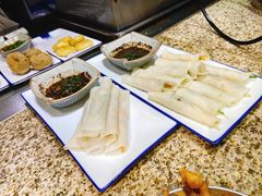 -野山舂·贵州现舂酸汤火锅(鸿通城店)