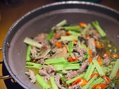 猫儿山的小黄牛-吃饭皇帝大(合生汇店)