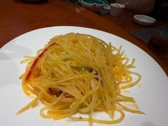-乡村馕坑肉·烧烤·新疆菜·本地人更爱吃(阿勒泰首店)