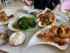 -覃记海鲜美食餐厅