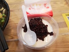 红豆双皮奶-覃记螺蛳粉·桂林米粉(鼓楼南街店)