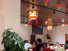 -柏合黄记豆腐皮饭店