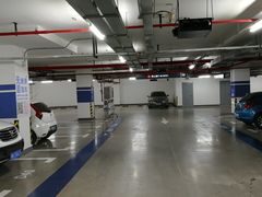 -滨江国际广场-地下停车场