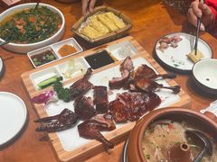 -老滇山寨•云南特色菜•地方菜•民族风情歌舞表演(金碧店)