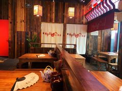 卡座-先启半步颠小酒馆(白麓里店)