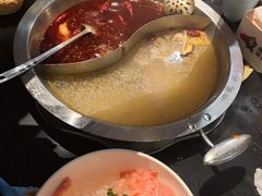 -辣莊重庆老火锅(威海高铁站韩乐坊店)