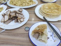 -铁东熏肉大饼铺老二马路黑牌子