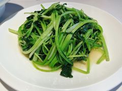 -八府香鸭·啫啫煲(华山路店)