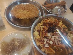 -柳州肥姨妈大骨螺蛳粉(东靖路店)